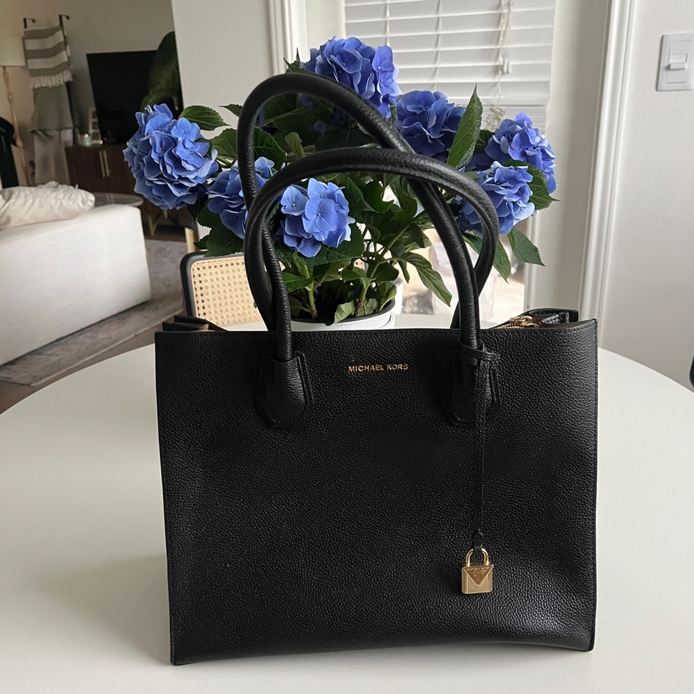 Michael Kors Tote